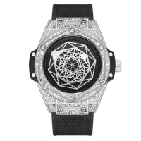 New Hip Hop Watch For Men Fashion Big Dial Unique Watches Luxury Diamond Ice Out Watreproof Relogio Masculino