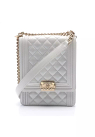 Chanel 二奢 Pre-loved Chanel boy chanel matelasse chain shoulder bag leather white gold hardware aurora