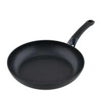 【Fissler】Levital 經典不沾平底鍋 28cm 不沾鍋 煎鍋 {電磁爐 IH爐可用}