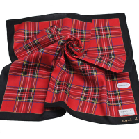 agnes b 品牌字母圖騰LOGO蘇格蘭格紋大帕領巾(紅色格)