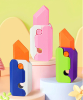 [OL] Mainan Pisau Wortel Mini 3D Printing Gravity Carrot Knife Fidget Toys Mainan Pereda Stress