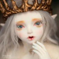 Free Shipping Hwayu Vampire Minifee Doll BJD 1/4 Thick Lips Pretty Toy For Girls Sent GIFT #1 Hands