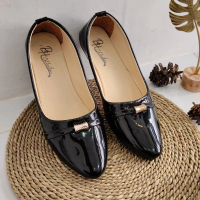 Kanao-Sepatu Wanita Balet Flat Aksesoris Simpel Kekinian Kualitas Premium/Sepatu Wanita Kekinian Kas
