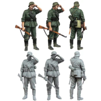 1/35 Scale Unpainted Resin Figure Infantryman collection figure