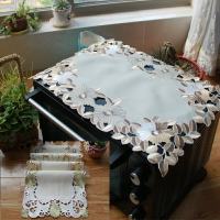 新品外貿原單歐式簡約刺繡布藝餐桌布茶盤微波爐烤箱蓋布花瓶墊