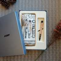 【LAMY】塗鴨帆布袋禮盒+玫瑰金原子筆(276)