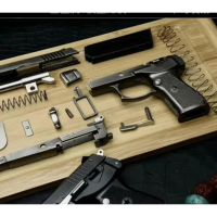 ของเล่นเปลวไฟ, การออกแบบการยิงเปลือกนิ่ม P320, รุ่นดั้งเดิมของ Beretta M92, ห้องว่าง, ล็อคได้, เหมาะ