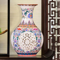 New Antique Jingdezhen China Ceramic Vase Chinese Pierced Vase for Christmas Gift Ornamental Art Festive Decor