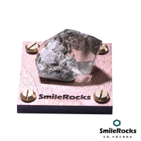 【SmileRocks 石麥】白綠幽靈隨形冰塊 4.5x3.2x2.2cm(淨化水晶 附SmilePad 6x6 底板)