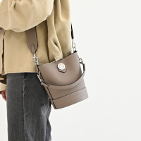 MOYNAT BALUCHON BB小牛皮兩用水桶包(大象灰)
