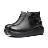 【Vecchio】真皮短靴 厚底短靴/真皮復古優雅立體花朵造型厚底短靴(黑)