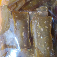 Kerupuk tempe mentah untuk di goreng