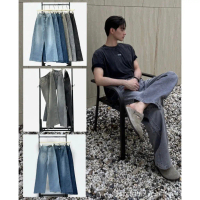 Atipashop - GLAMOURIZE ATP JEANS กางเกงยีนส์ ขายาว ทรงกระบอกกลาง ดีเทลขอบกางเกงปั้มโลโก้นูน ด้านข้าง