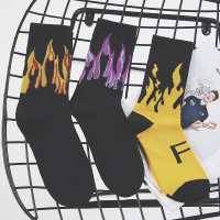 FINDSENSE 品牌  韓國 時尚 潮 男女 情侶襪子 個性 火焰中筒 街舞 滑板襪  長款 潮 長襪