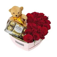 Rangkaian Box Bunga Mawar Merah dengan Cokelat Ferrero Rocher dan Teddy Bear - Sweet Love Heart - Fl