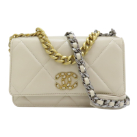 【二手名牌BRAND OFF】CHANEL 香奈兒 米色 菱格紋 小羊皮 鍊帶 19 WOC 兩用包 AP3267