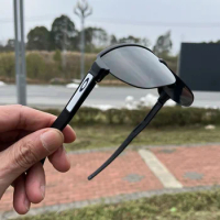 Running and cycling UV resistant sunglasses