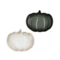 【Le Creuset】瓷器萬聖節南瓜盤-中(百里香綠/蛋白霜)