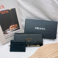 歐美代購🇺🇸台灣現貨 PRADA 長夾 經典LOGO 水波紋信封長夾 情人節