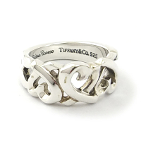 【Tiffany&amp;Co. 蒂芙尼】925純銀-三個LOVING HEART造型女用厚版戒指(展示品)
