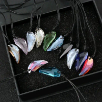 Kalung batu kristal imitasi bentuk taring / Kalung Pria Wanita Antik Kristal Wolf Fang Gigi Liontin 
