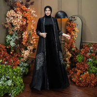 Dumma.id - Set Outer Hellen Lady Velver Bludru + Outer Organza Aksen Suaroski Gamis Cantik - Black