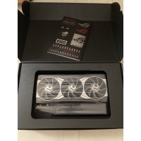 華碩AMD RX6800XT