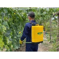 Bình Xịt Tưới Cây GẠT TAY Dudaco 18L - Bình Phun Thuốc Sâu đeo vai Dudaco 18l
