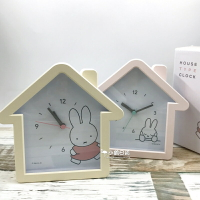 日本 miffy 米飛兔 米菲兔 房子造型 桌上 壁掛 連續秒針 時鐘 鬧鐘｜小鶴日貨