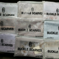 Hijab BUCKLE SCARVES Packing Pouch Segiempat motif