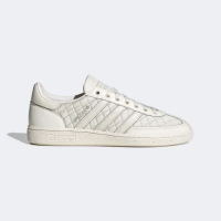 【adidas 愛迪達】HANDBALL SPEZIAL 運動休閒鞋(KJ0854 女鞋 ORIGINALS百搭復古休閒鞋 菱格紋細節 白)