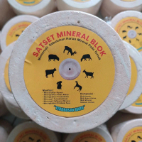 Mineral blok 500gr - Mineral blok satset - Mineral satset - Blok satset - mineral sapi - mineral kam