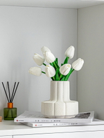 北歐ins風陶瓷奶油花瓶插花客廳電視柜創意干花郁金香鮮花小擺件