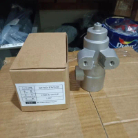 AIR GOVERNOR REDUCING CHECK VALVE HINO 500 JKC JAPAN S4760-EW010
