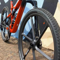Supports Lefty Ocho fork 6 Spoke 29 Mtb Carbon Wheelset With 6 Bolts Disc Brake Rear HUB Adopts a Ratchet Structure Sram XD