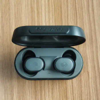 Skullcandy Sesh True Wireless Bluetooth Earphone Sport Earbuds Compatible for iPhone Samsung Huawei Xiaomi etc. (pre-owned)