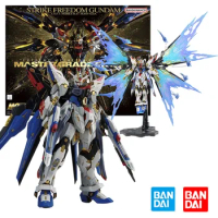 Bandai MGEX 1/100 GUNDAM STRIKE FREEDOM GUNDAM ZGMF-X20A Wing of Light Clear Ver Model Kit Anime Action Fighter Assembly for kid