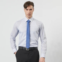 【pierre cardin 皮爾卡登】男襯衫 合身版條紋防皺長袖襯衫_白底藍細條(72853-32)