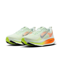【NIKE 耐吉】慢跑鞋 運動鞋_男_NIKE VOMERO 18_綠色_氣墊(HM6803300)