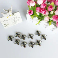 3 PCS Fashion bee shape corsage DIY beaded female corsage accessories clothing shoes bag decoration accessories cloth stickers