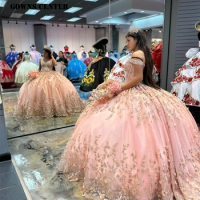Luxury Gold Sparkles Off The Shoulder Pink Quinceanera Dress 2024 Ball Gown Charro Mexican Dress vestido de 15 quinceañera