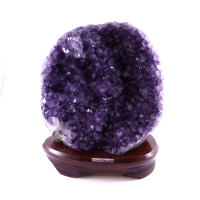 【寶峻晶石館】紫水晶座 2.5kg(WA944)