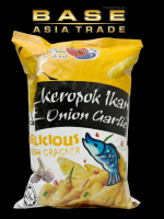 KEROPOK IKAN ONION GARLIC WHALE BRAND 70g (PANGKOR)