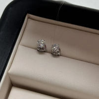 Lab-grown diamond stud earrings-Lab-grown diamond (0.3ct*2)-18K Gold-Diameter: 4.5 cm