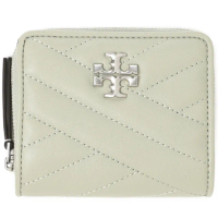 【TORY BURCH】專櫃款松木霜綠V壓紋皮革銀色T LOGO釦式對折短夾