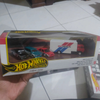 Hot Wheels Premium Diorama set BRE Datsun