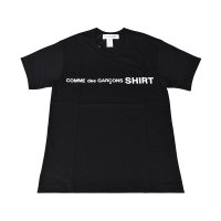 【川久保玲】COMME DES GARCONS白字印花LOGO造型純棉短袖T恤(XS/S/M/L/XL/黑)