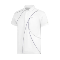 【LE COQ SPORTIF 公雞】高爾夫系列 男款白色高機能簡約曲線印花短袖POLO衫 QGT2J231