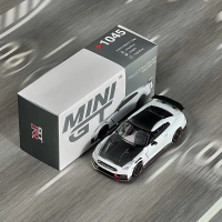 Xe mô hình MiniGT tỉ lệ 1/64 mã 1045 Nissan GTR Nismo