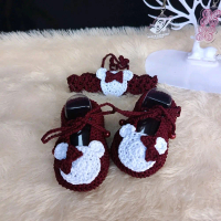 sepatu rajut karakter mickey mouse set bando new born sampai 1 thn